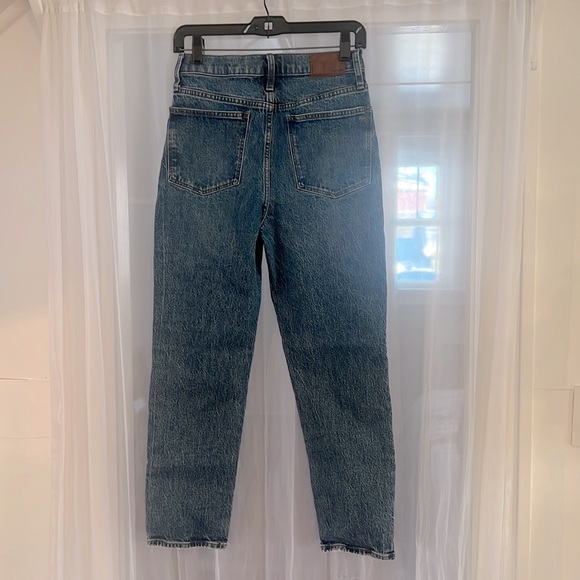 Madewell Classic Straight Ankle Jean in Medium Wash Size 26 - Picture 2 of 4